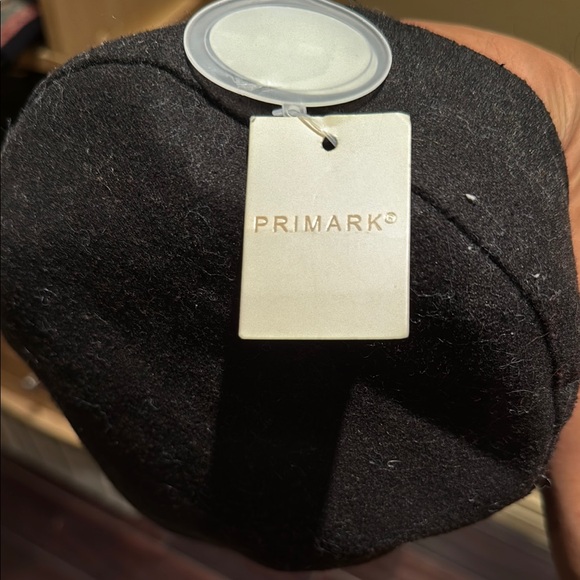 Black Newsboy Cap - Picture 2 of 3